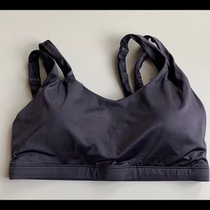 💙 Nike sports bra EUC 💙
